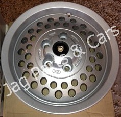 CAC5667 "Pepperpot" wheels